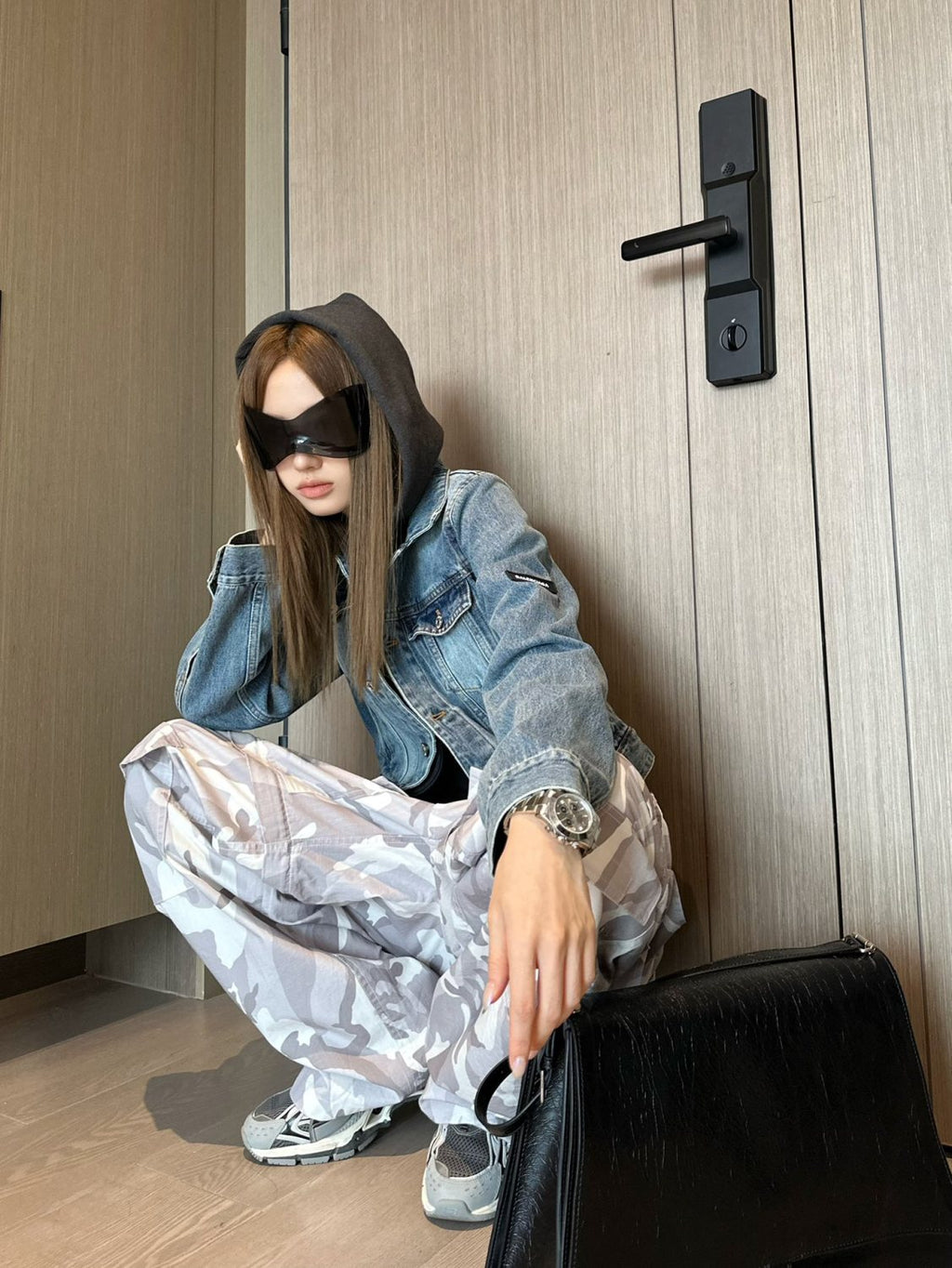 Balenciaga Men's Women's Spring and Autumn Solid Color Lapel Fit Single Breasted Long Sleeve Hooded Sweatshirt Spliced Denim Jacket Coat Ngvp #8749