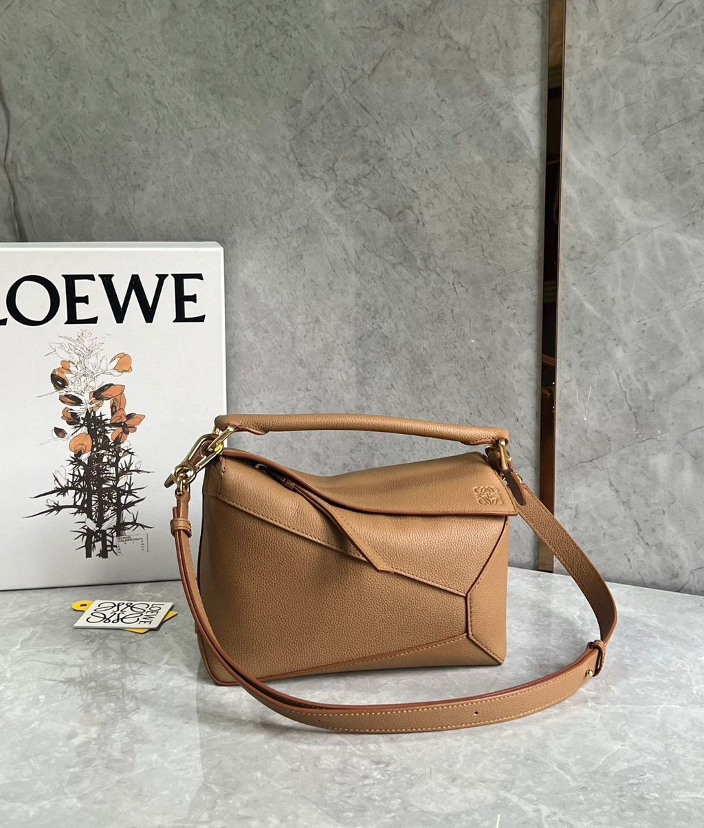 Loewe Women's Fashion Classic Solid-Color Grained Cowhide Small Shoulder Bag Handbag Crossbody Bag Bags #78824