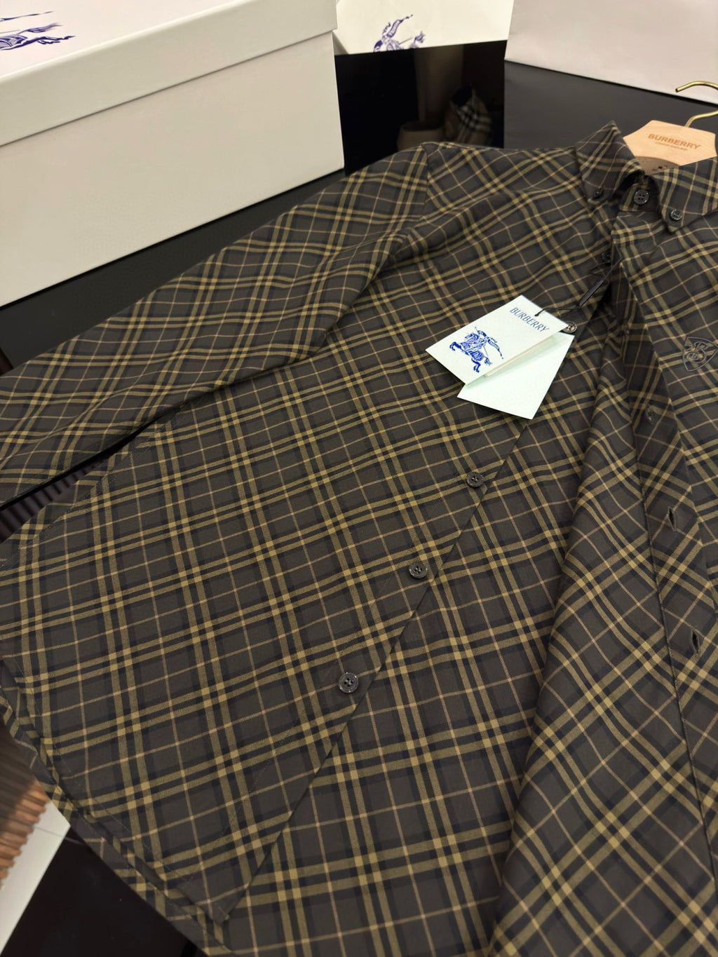 Burberry Men's Spring/Autumn Fashion Casual Loose Checkered Pattern Single Breasted Button Down Collar Long Sleeved Shirt #78318