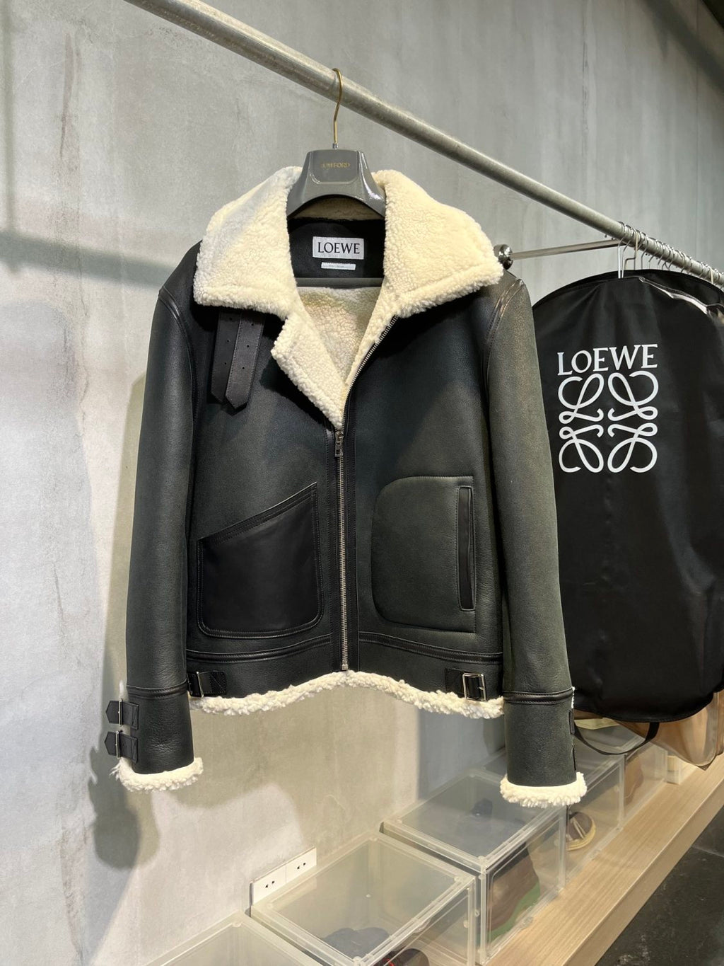 Loewe Men's Fall And Winter Fashion Casual Lamb Wool Leather Jacket Lapel Temperament Coat #71299