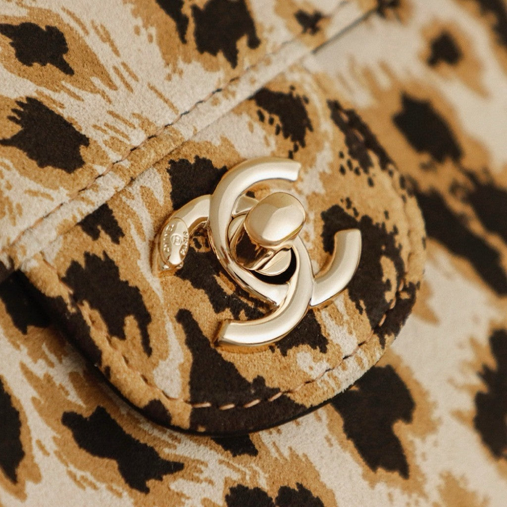 Chanel Classic Leopard-print Chain Bag With Double C Logo Stylish Casual And Retro Shoulder Bag Bags #196590
