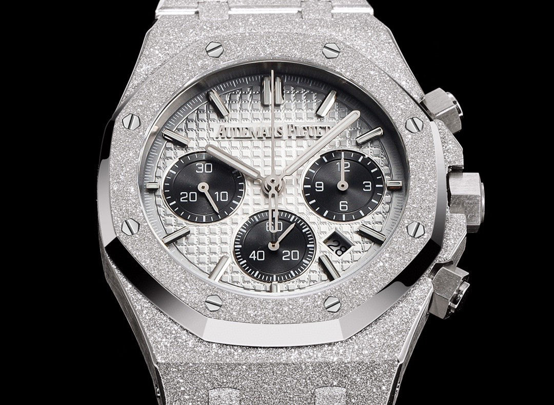 Audemars Piguet Men's Steel Strap Mechanical Watch #96637