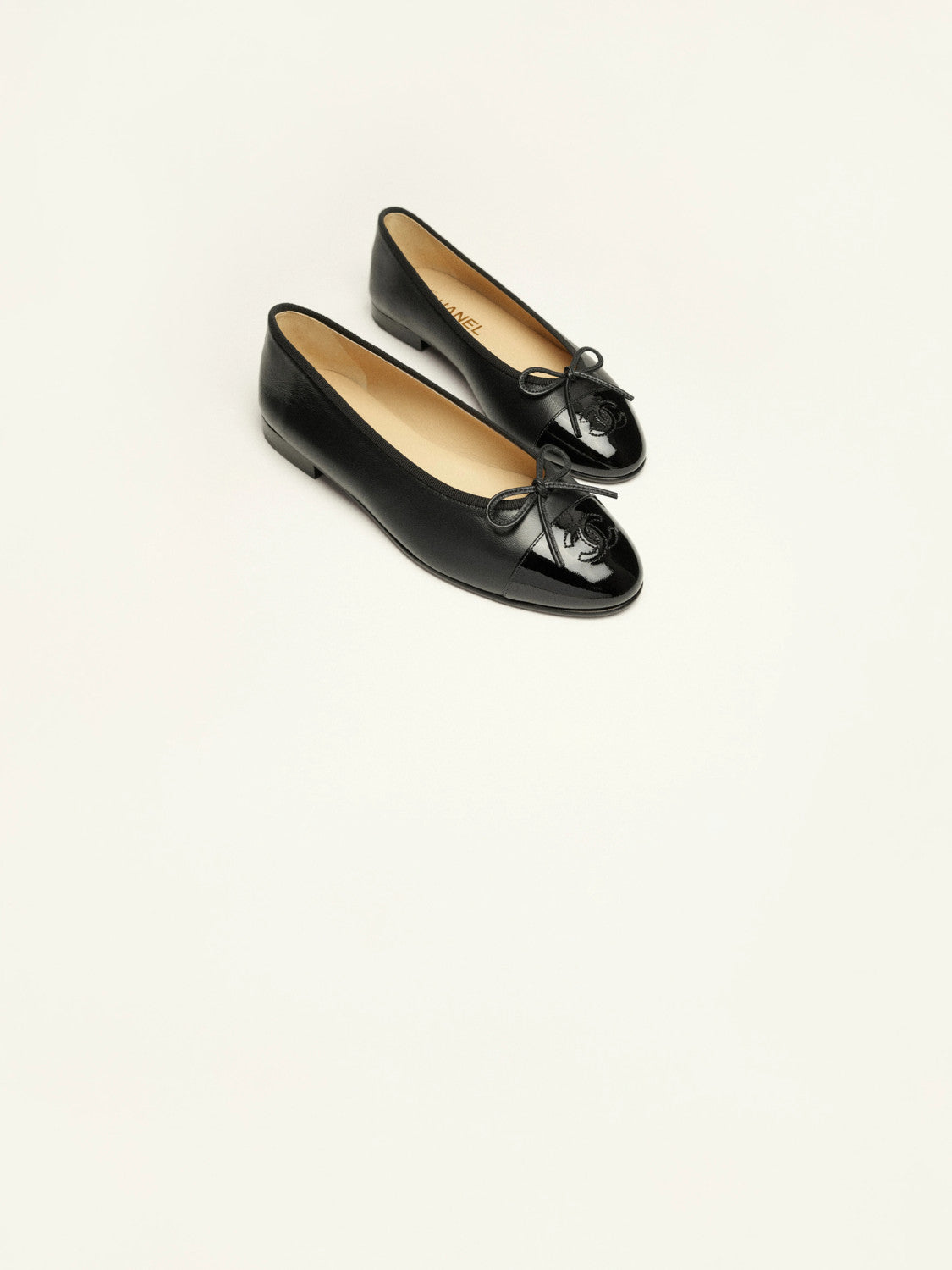 Chanel Women's Four Seasons Simple Solid Color Single Shoes Ballet Shoes Retro Calfskin Flat Shoes Round Head Casual Shoes #77859