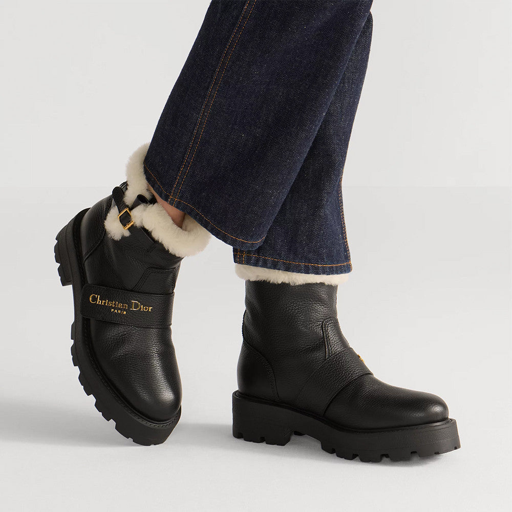 DIOR DiorAlps D-Quest Ankle Boot Black Grained Calfskin White Lambskin Shearling #335893