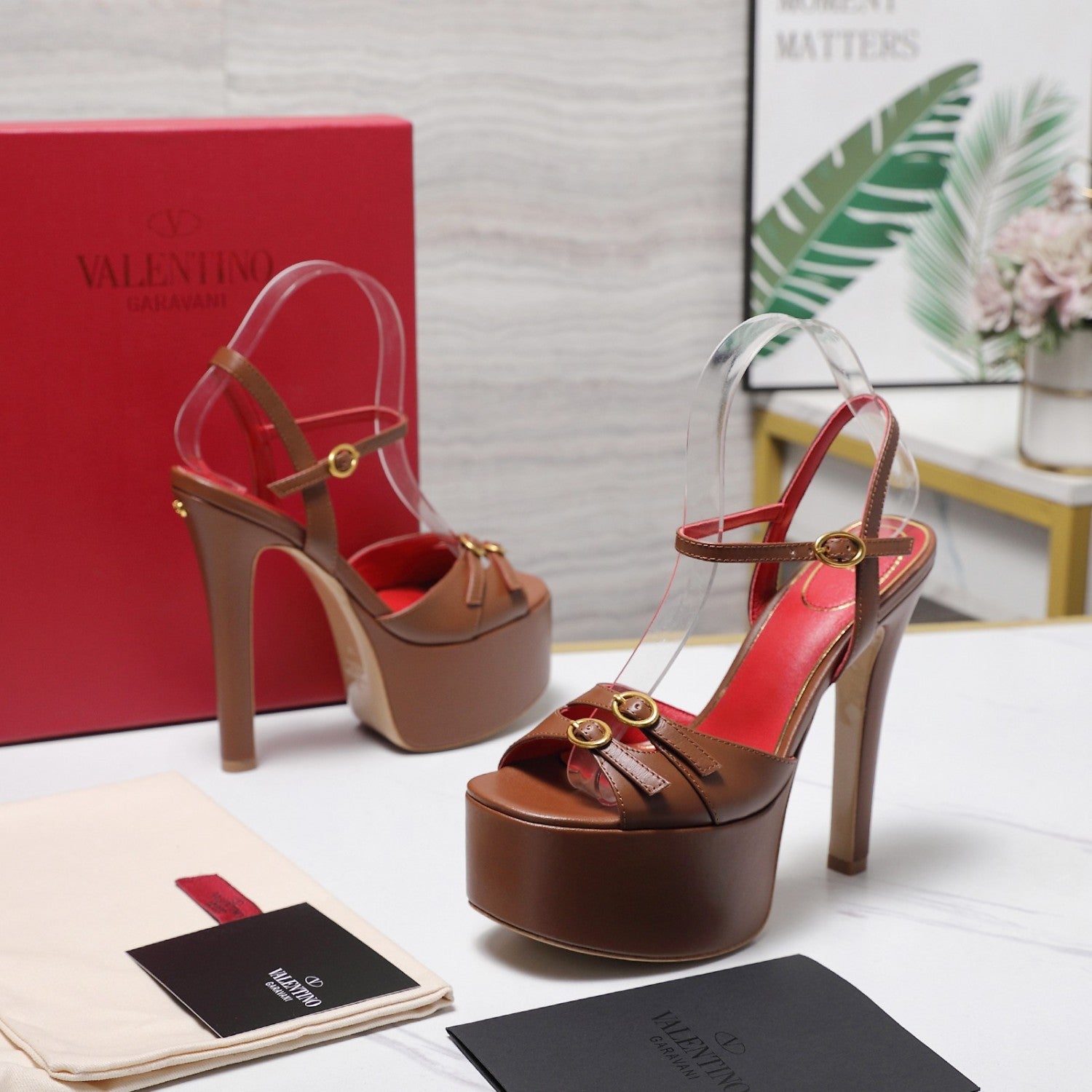 Valentino Round Toe Patent Leather High Heel Sandals 15.5CM #379994