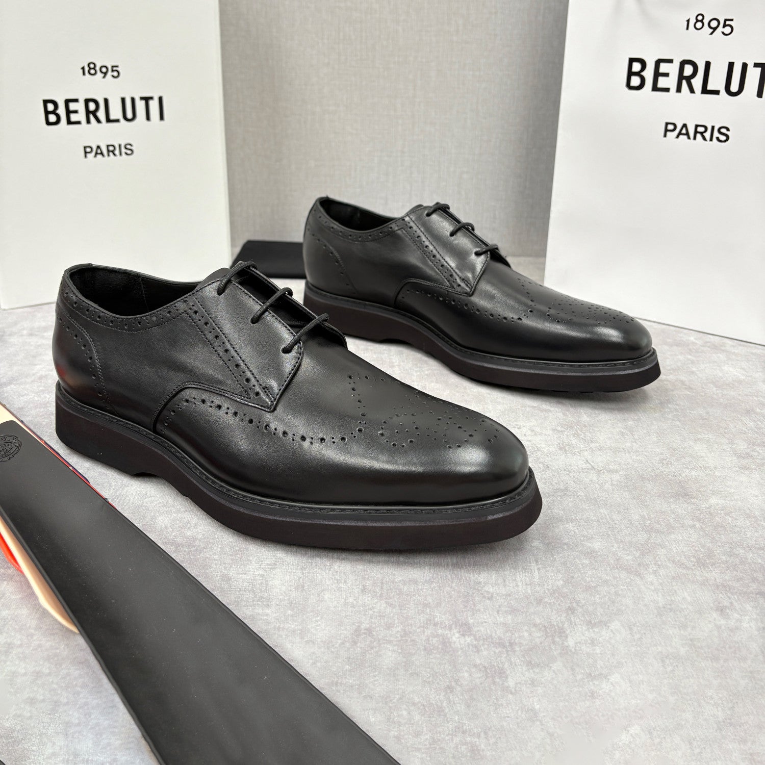 Berluti Alessio Natural Men's Spring/Fall Fashion Classic Leather Brogue Oxford Shoes with Thick Rubber Sole Calfskin Derby Shoes #78573