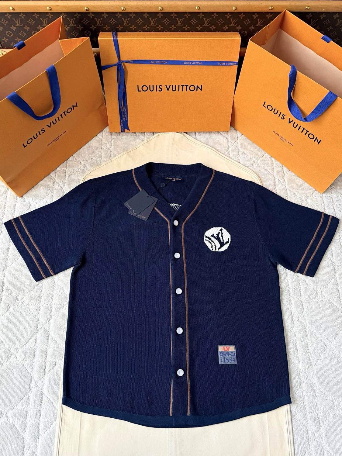 Louis Vuitton Men's Summer Fashion Casual Single Breasted Embroidered Pattern Short Sleeved Knitted Baseball Shirt #78426