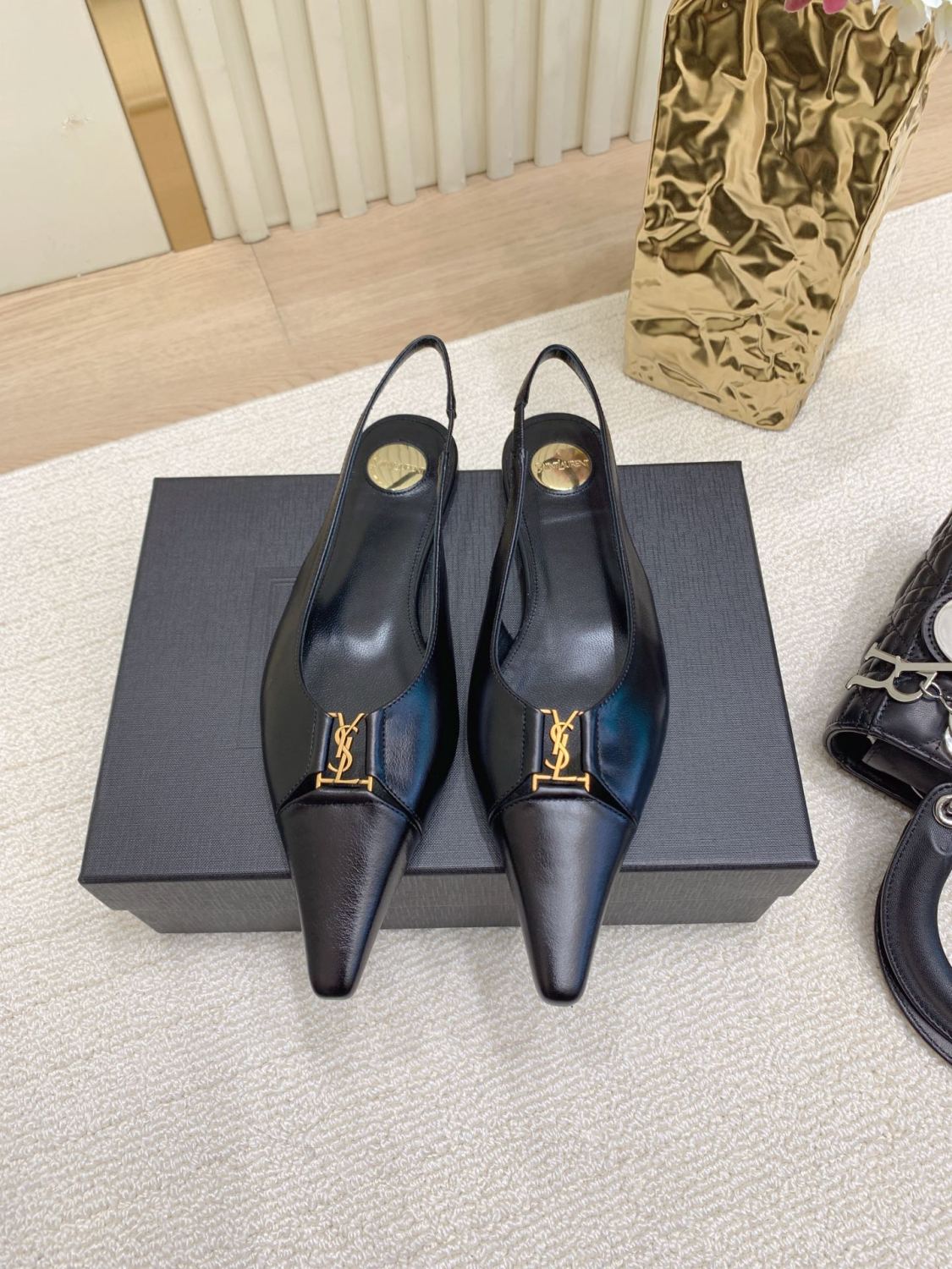 Saint Laurent Latest 2025 Silk Leather Spring/Summer Runway Single Shoes #332701