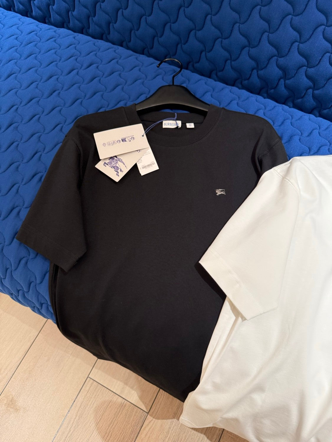 Burberry Metal EKD Cotton T-shirt in Black #378046