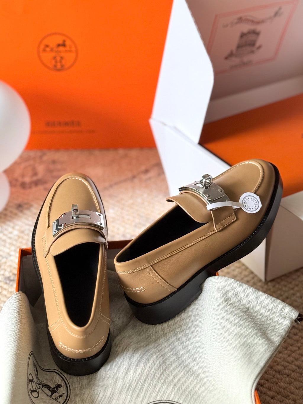 Hermes Hot loafer Beige #334035