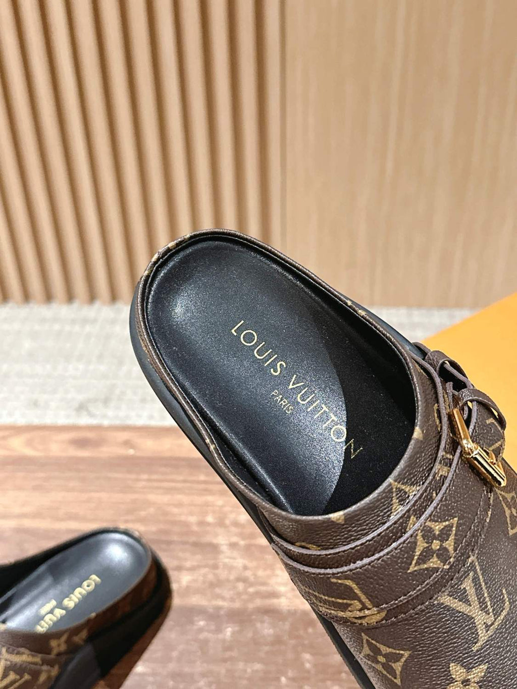 LOUIS VUITTON LV To-Go Flat Comfort Clog Shoes #379748