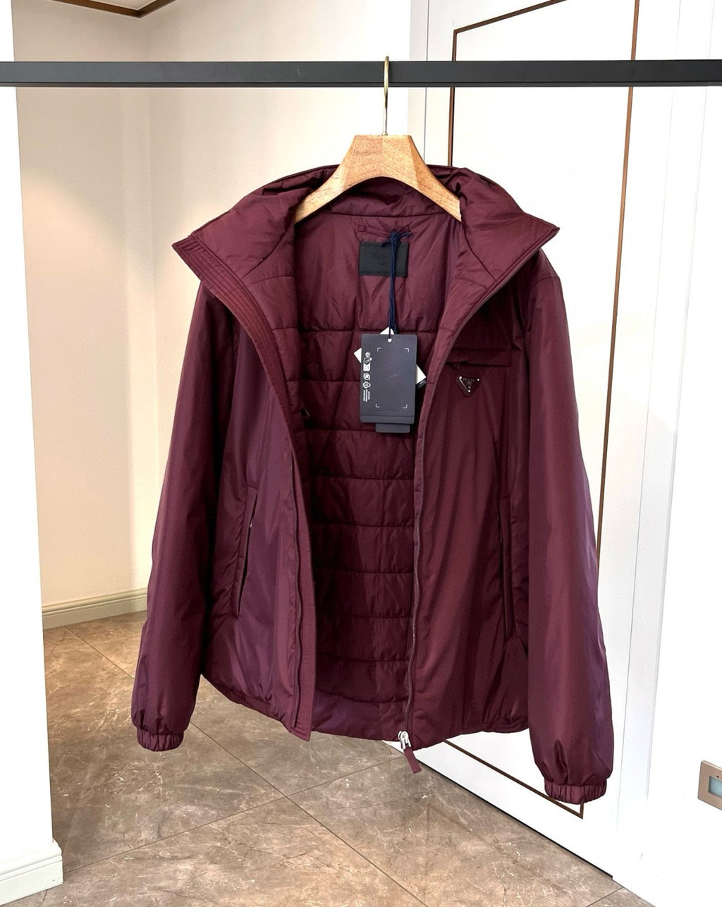 Prada Men's Autumn and Winter Solid Color Single Breasted Hooded Nylon Puffer Down Long Sleeve Jacket #73912