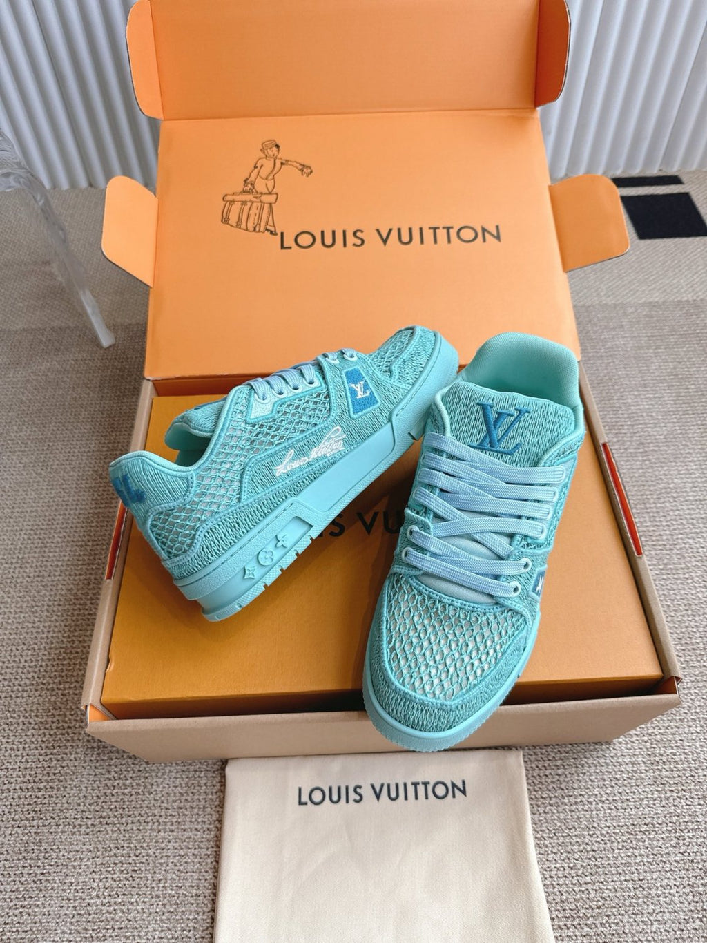 Louis Vuitton LV TRAINER Men's And Women's Spring/Autumn Fashion Casual Round-Toe Lace-Up Low-Top Shoes with Embroidered Upper Casual Sneakers Shoes #78472