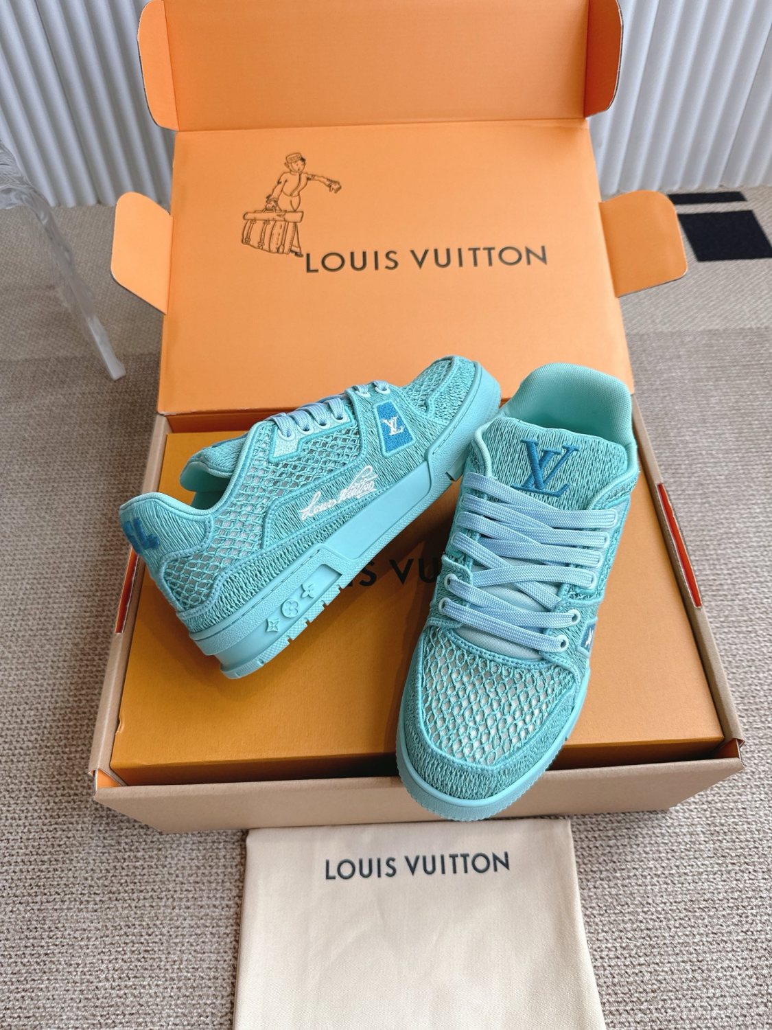 Louis Vuitton LV TRAINER Men's And Women's Spring/Autumn Fashion Casual Round-Toe Lace-Up Low-Top Shoes with Embroidered Upper Casual Sneakers Shoes #78472