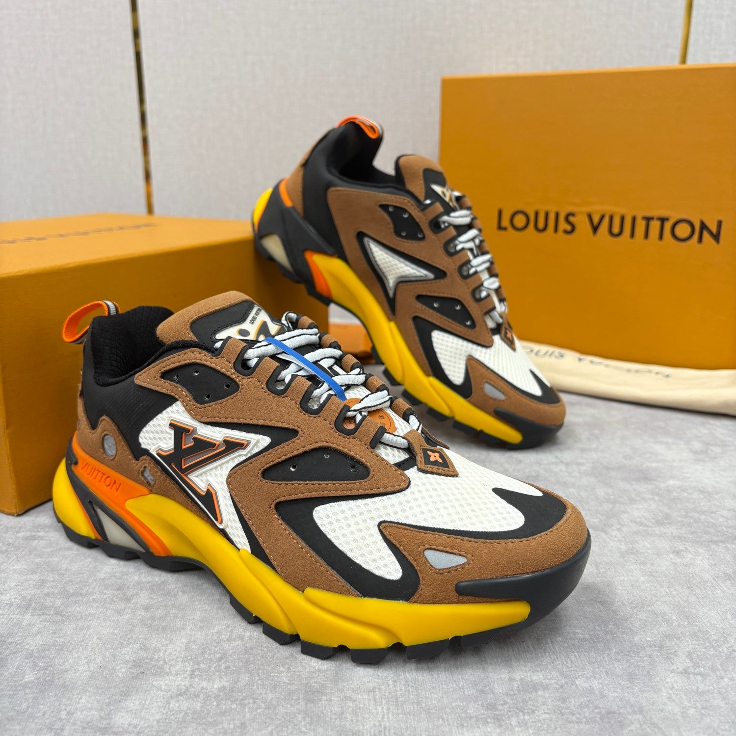 Louis Vuitton LV RUNNER TATIC Men's And Women's Spring/summer Casual Round Toe Lace Up Floral Logo Low Top Casual Sneakers Shoes #78323