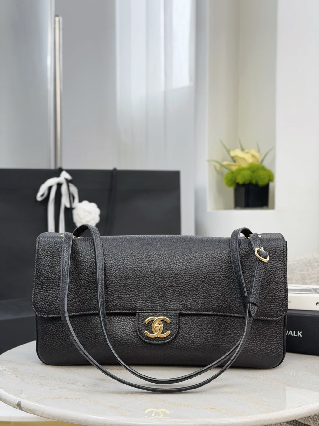 Chanel 26s Black And Silver Grained Calfskin Cf Maxi Flap Crossbody Bag Stylish Sophisticated And Elegant Available In Multiple Colours Lady Bags AS6231 #84387A