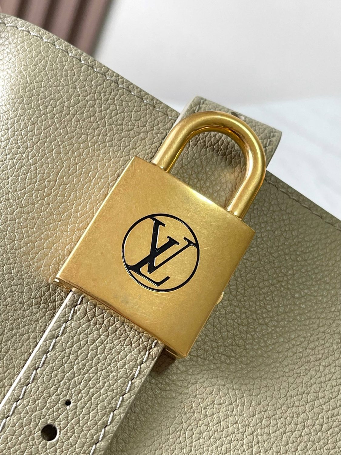Low Key Cabas Louis Vuitton Women's Solid Color Adjustable Shoulder Strap Letter Logo Inside Cowhide Shopping Bag Shoulder Tote Bag Bags #75412