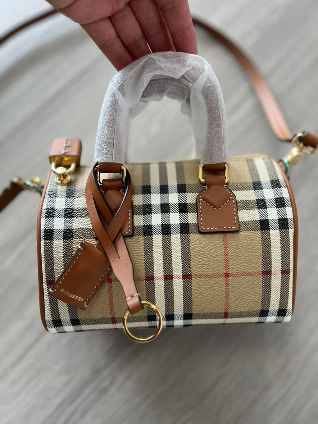 Burberry Women's Fashion Classic Letter Embossed Logo Adjustable Shoulder Strap Zipper Closure Mini Checkered Bowling Bag Bags 80713571 #79182