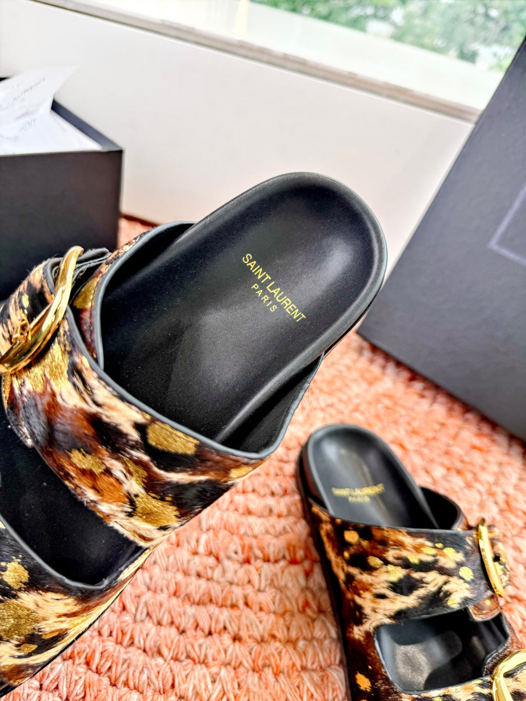 Saint Laurent Ysl Logo Beach Slippers #379498