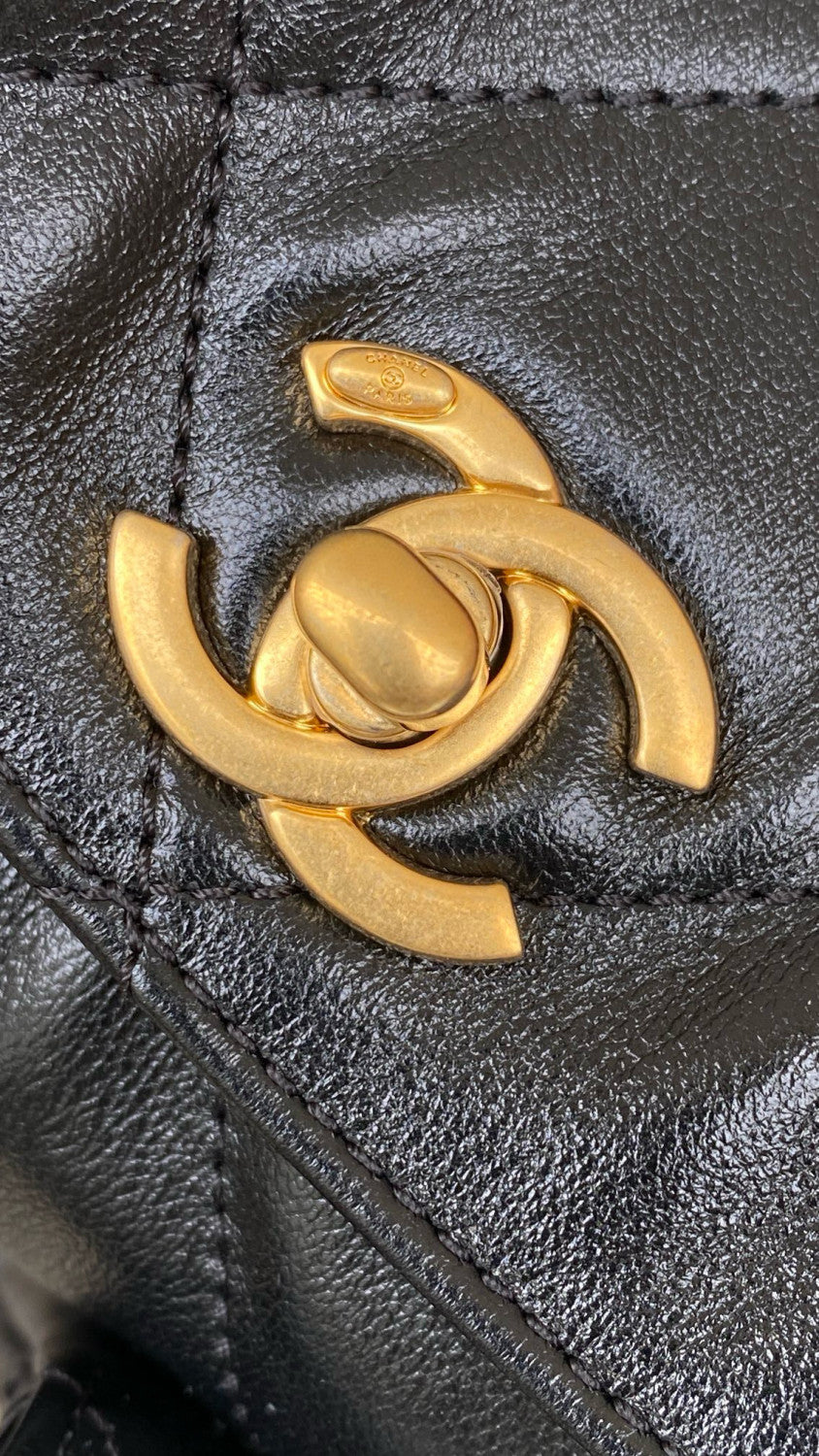 Chanel Supple Twins Women's Solid Color Diamond Pattern Gold Buckle Chain Glossy Cowhide Shoulder Crossbody Bag Bags #76371