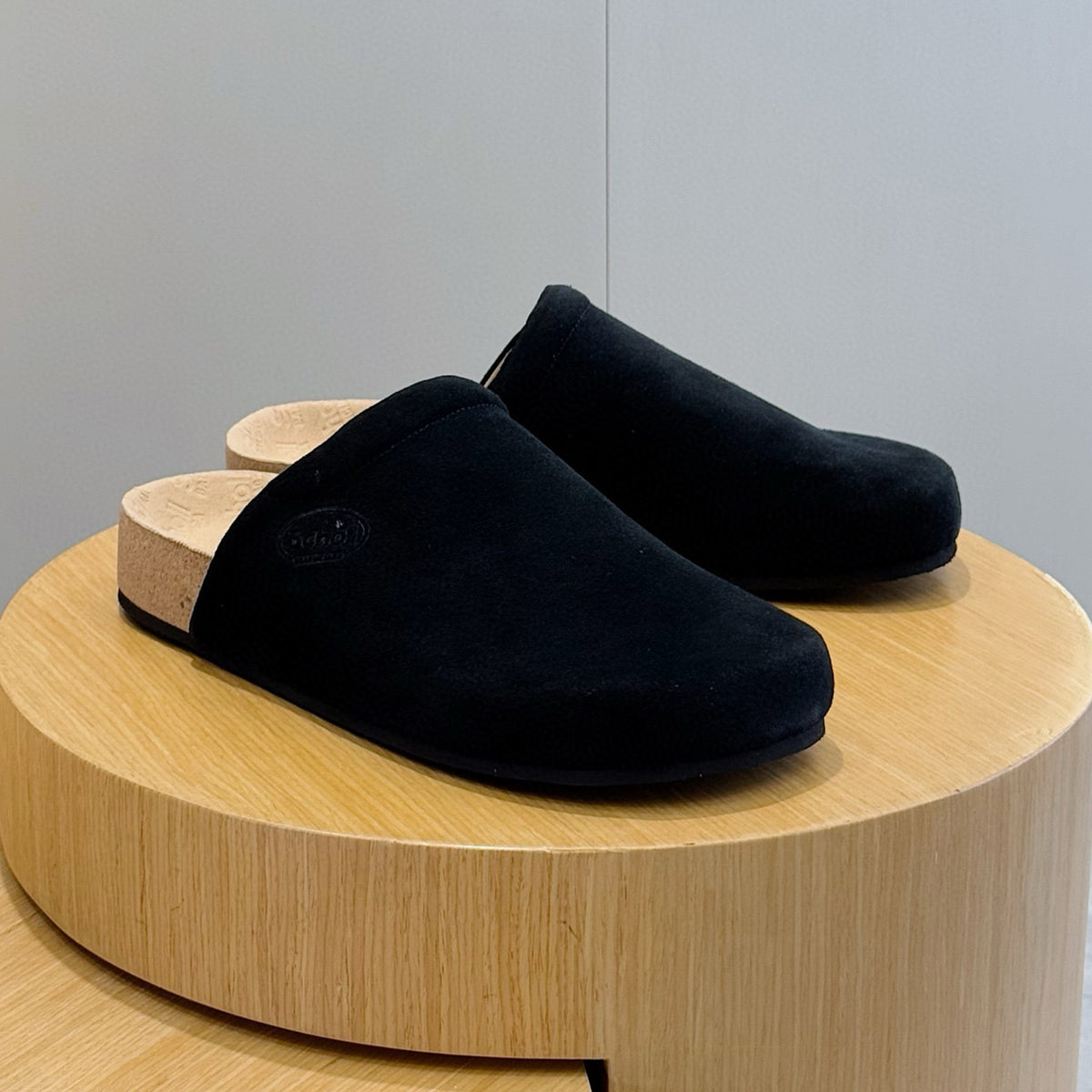 Balenciaga Men's Balenciaga I Scholl Flat Mule In Black Cowhide Flat Logo Birkenstock Shoes Fashion Temperament Trend Casual Shoes Slippers Ngvp #1973