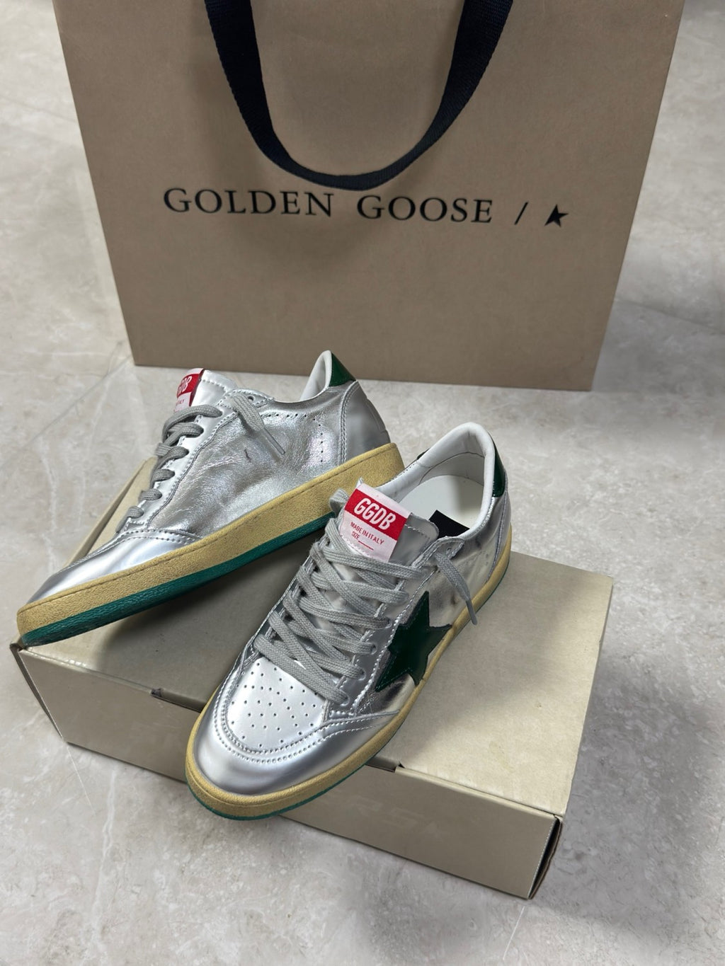 Golden Goose Ball Star in Gray Suede With Leather Star and Nappa Leather #382031
