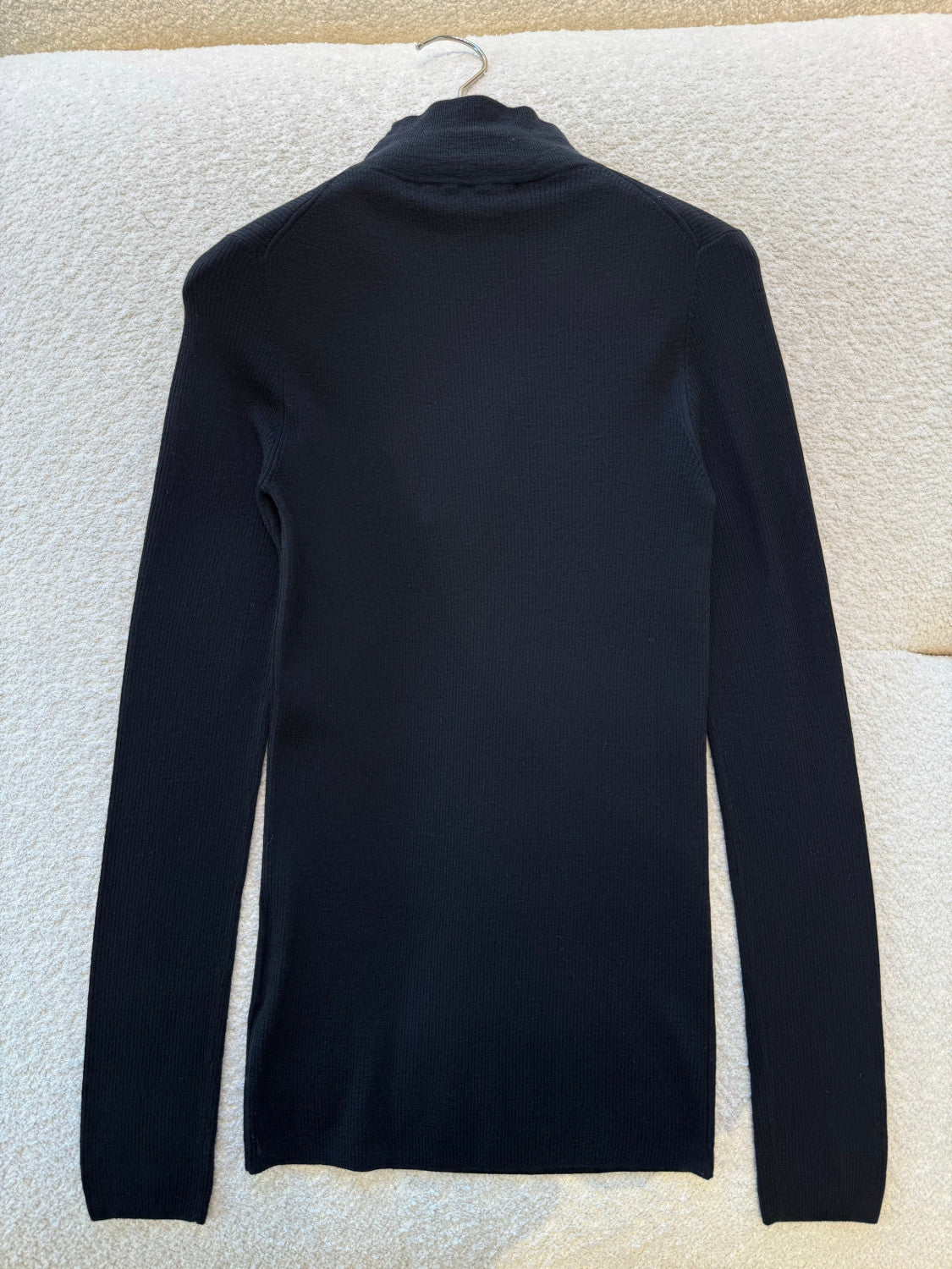 Prada Men's and Women's Solid Color Turtleneck Slim-cut Wool Sweater #333520