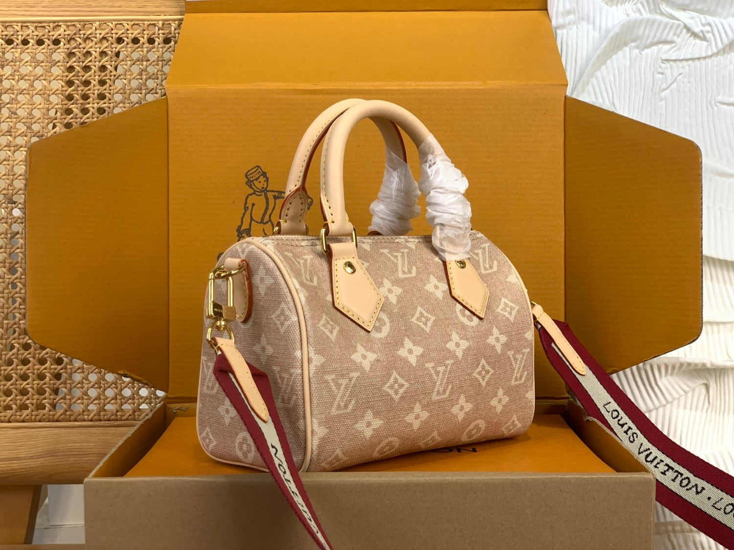 LOUIS VUITTON SPEEDY BANDOULIÈRE 20 Bag Monogram Canvas LV Travels X Grace Coddington Collaboration Series Cat shape pendant #332321