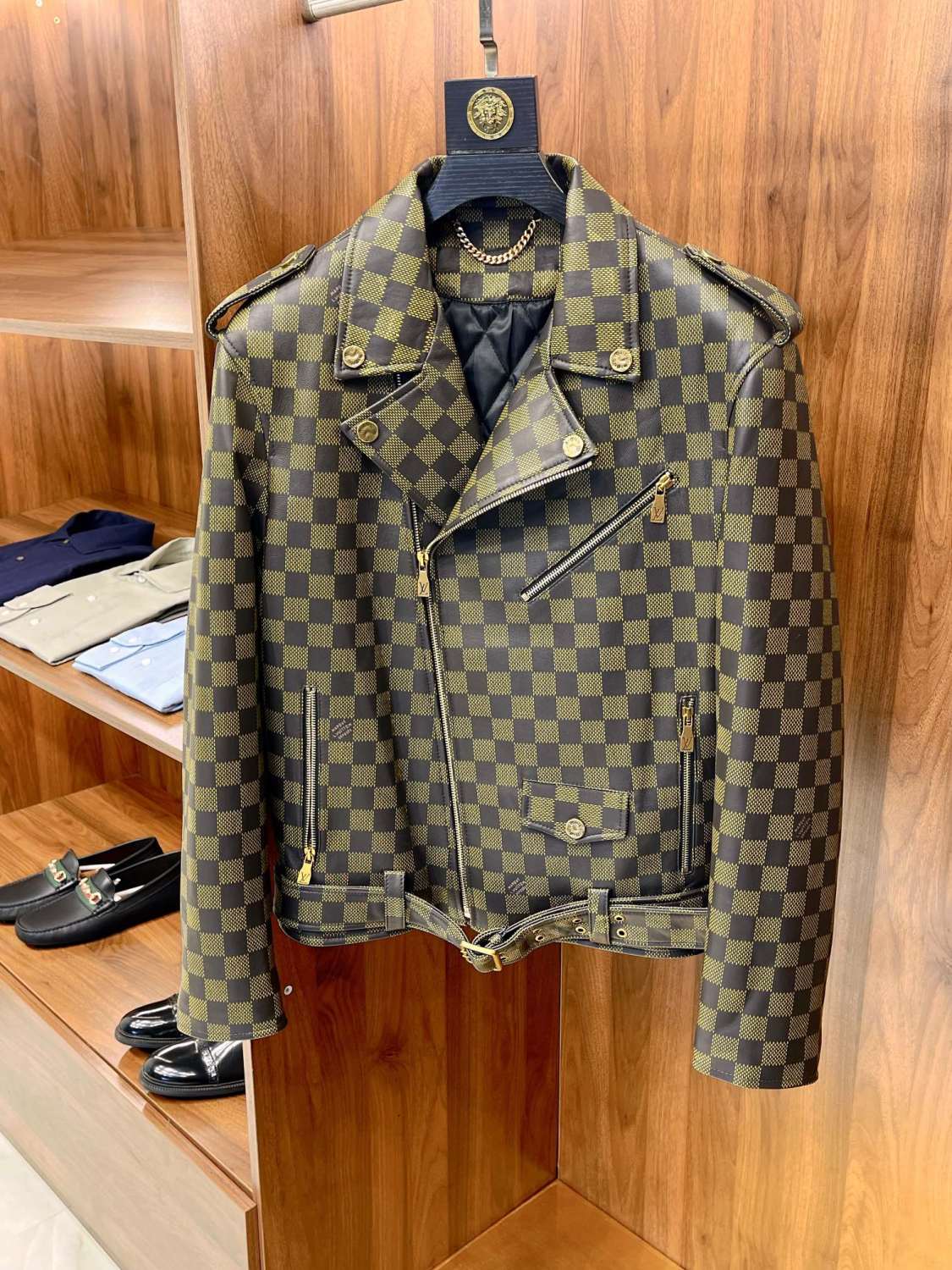Louis Vuitton Men's Autumn and Winter Checkerboard Print Zipper Short Lapel Long Sleeve Leather Jacket #73267