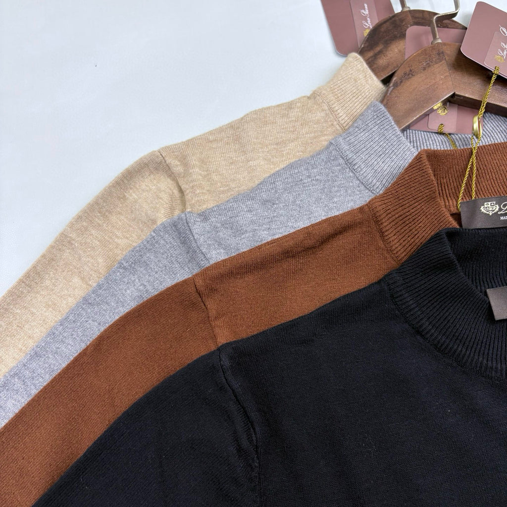Loro Piana Men's Solid-Color Metal Logo Crew Neck Knit Short-Sleeve Sweater for Spring. Autumn. and Winter Ngvp #2725